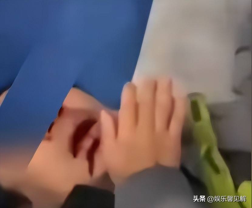 半岛体育-关于亚冠比赛看台日本男子涉嫌袭击并重伤一名中国观众，被警方逮捕！的信息