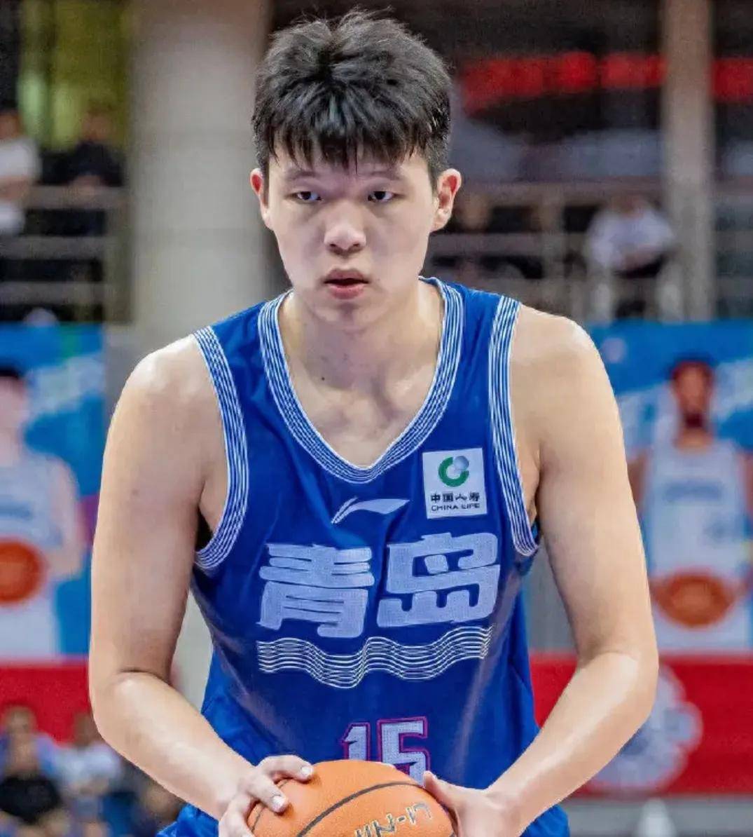 严峻考验！杨瀚森本场将对位米西，后者上赛季场均9+8(杨翰林简介)