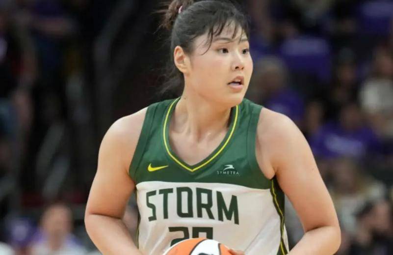 半岛体育-关于WNBA-李月汝10分8板飞翼末节逆转王牌未果的信息