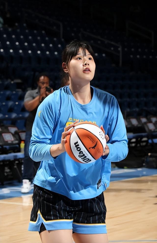 关于WNBA-李月汝10分8板飞翼末节逆转王牌未果的信息