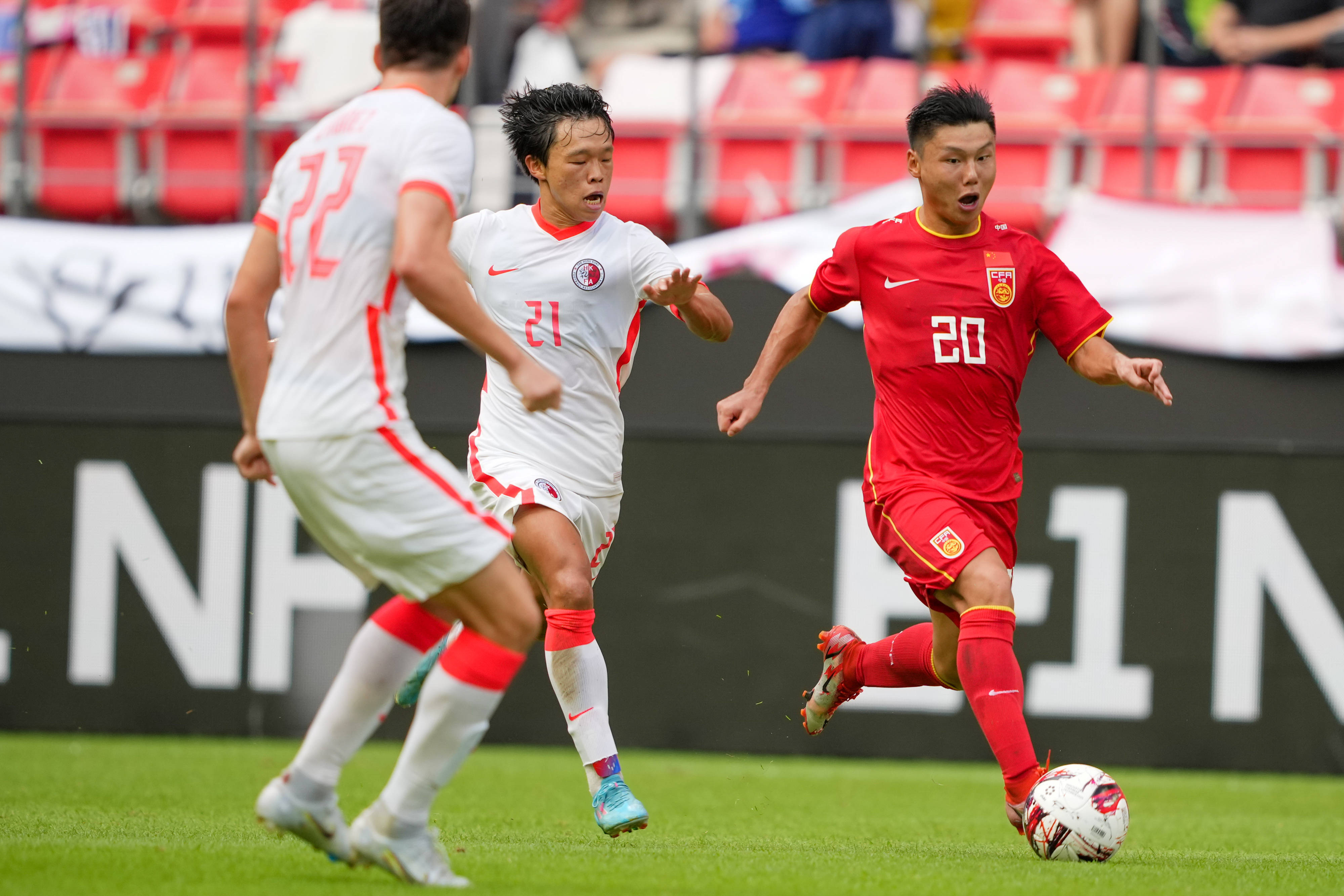 国足前瞻：赢1场？战中国香港底线不能输球(国足与香港)