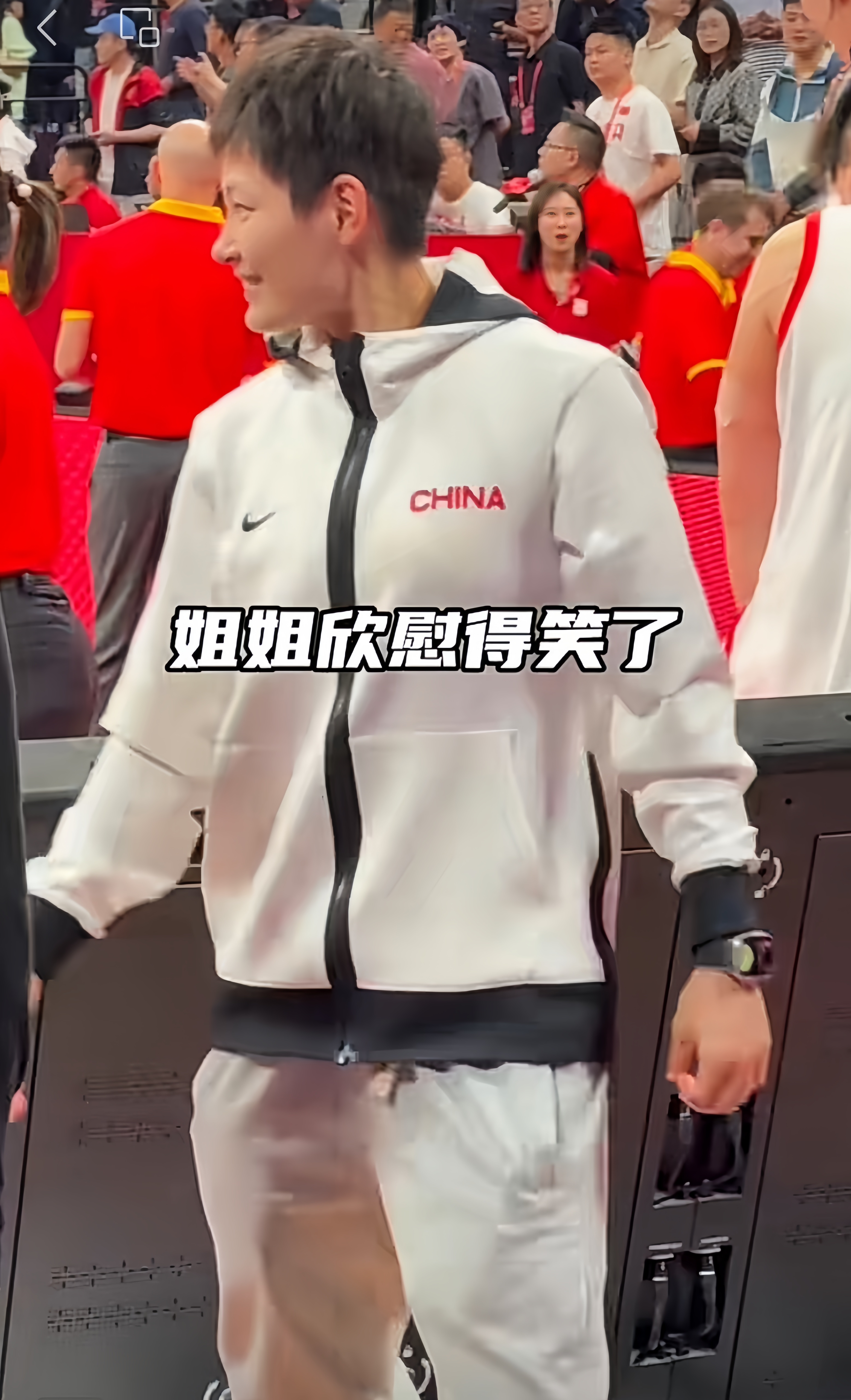 姐妹连线！杨力维杨舒予合砍25分老将发力助队大胜(杨力维杨舒予家境)