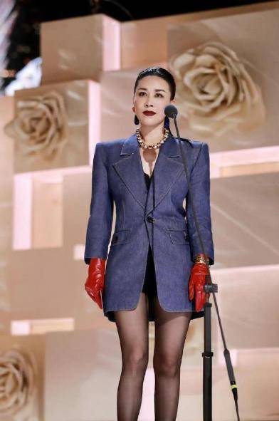 20年前，那个让那英甘愿“未婚生子”的前国脚高峰，如今过得怎样的简单介绍