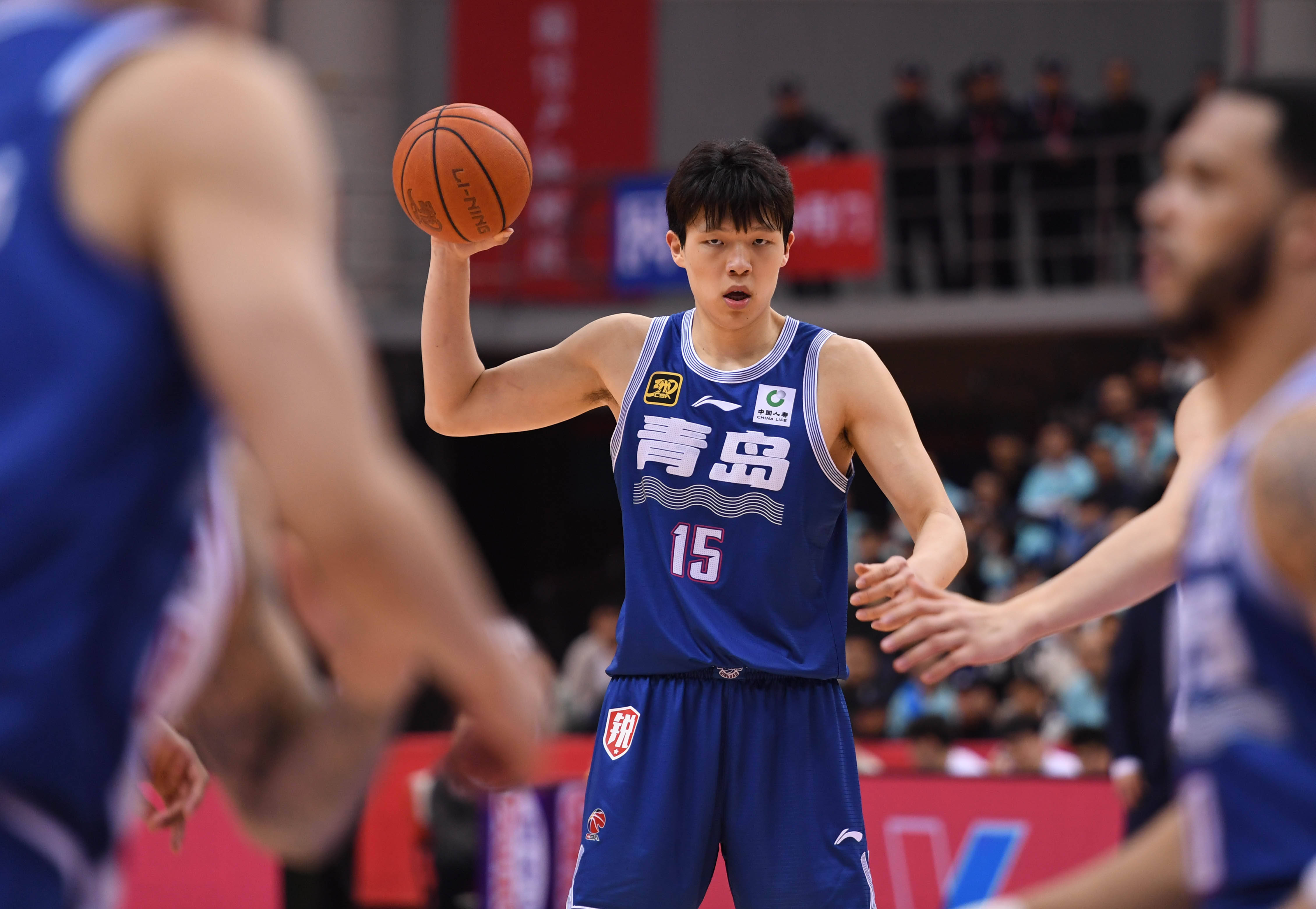 杨瀚森8+8+5+3篮板创新高夏联G4开拓者击败火箭(杨瀚森身高)