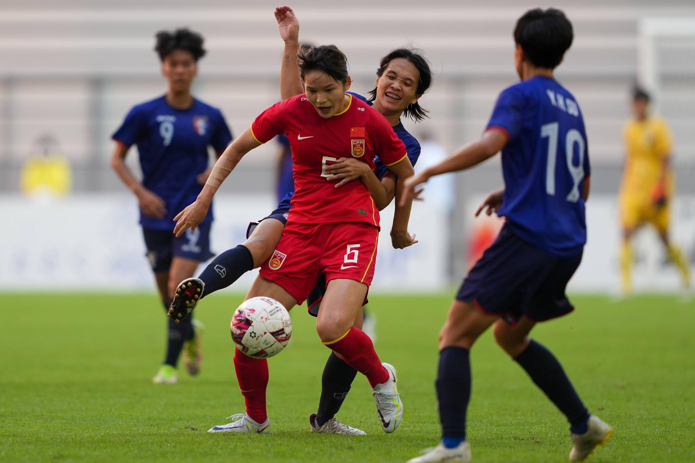 国际女足比赛中的中国队壮丽表现(女国足队员)