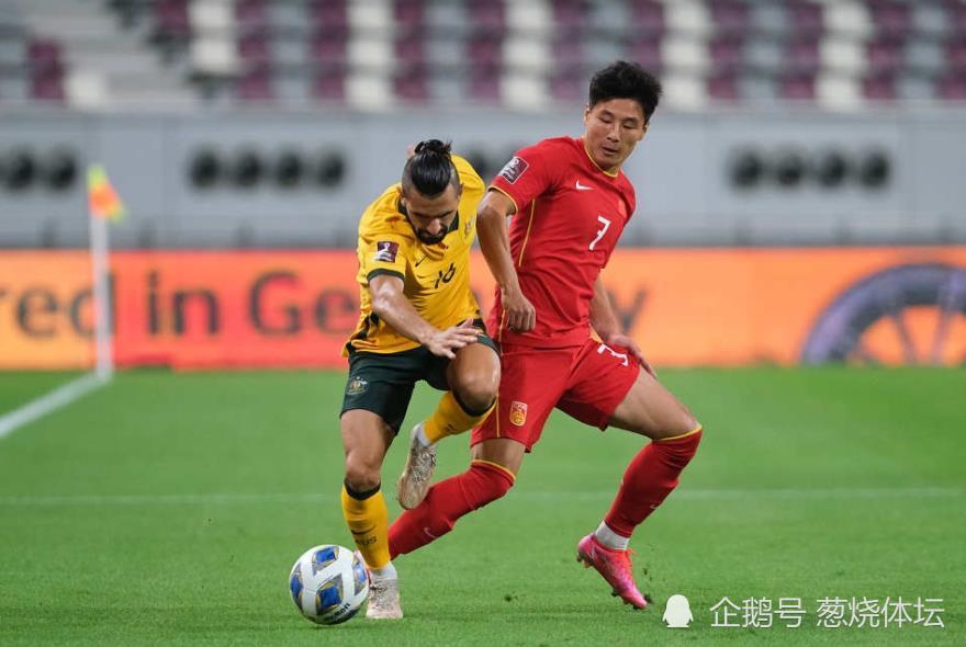 输球后情绪低落，教练组全员备战环境调整(为什么一输球教练就得下课)