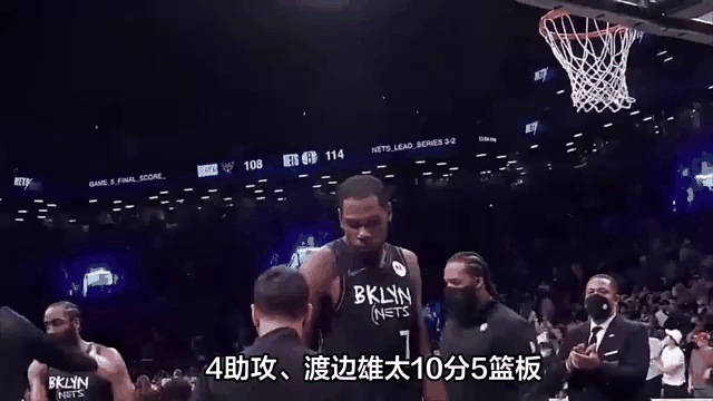 太阳险胜活塞：布克分率队取得胜利(布克40分太阳西决g1胜快船)